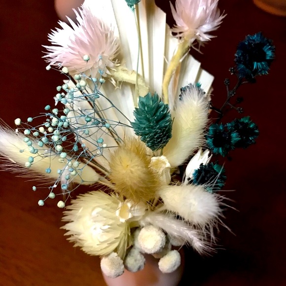 Cake Flowers Dried Flowers Prearranged ASSORTED PRESERVED NEW DESIGN ITEM - Picture 4 of 5